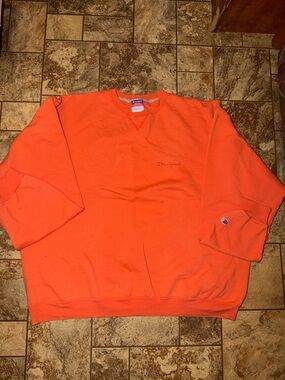 Vintage Champion Men’s Bright coral Crewneck Sweatshirt